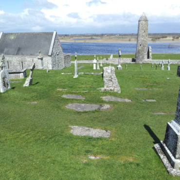 Clonmacnoise: cuore monastico e geografico dell’isola di smeraldo