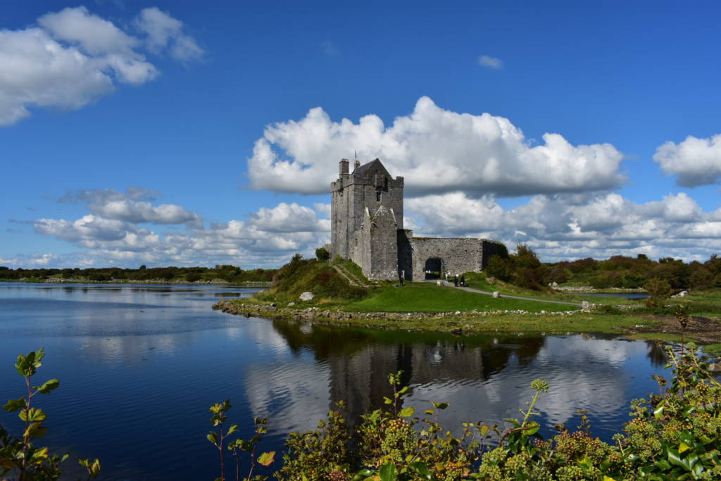  dunguaire castle riflesso 