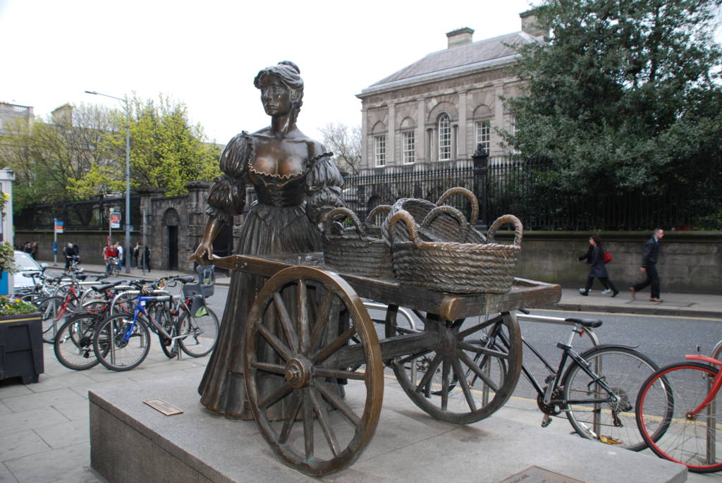 molly malone statua 