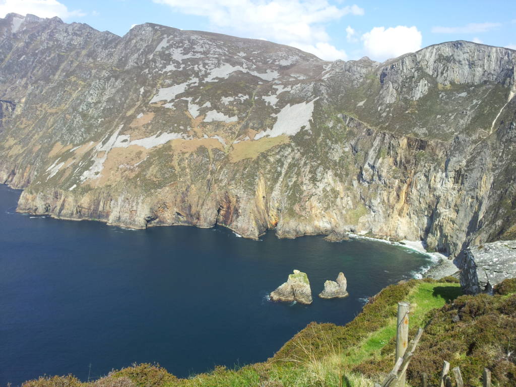 Giant's Table and chair nel Donegal